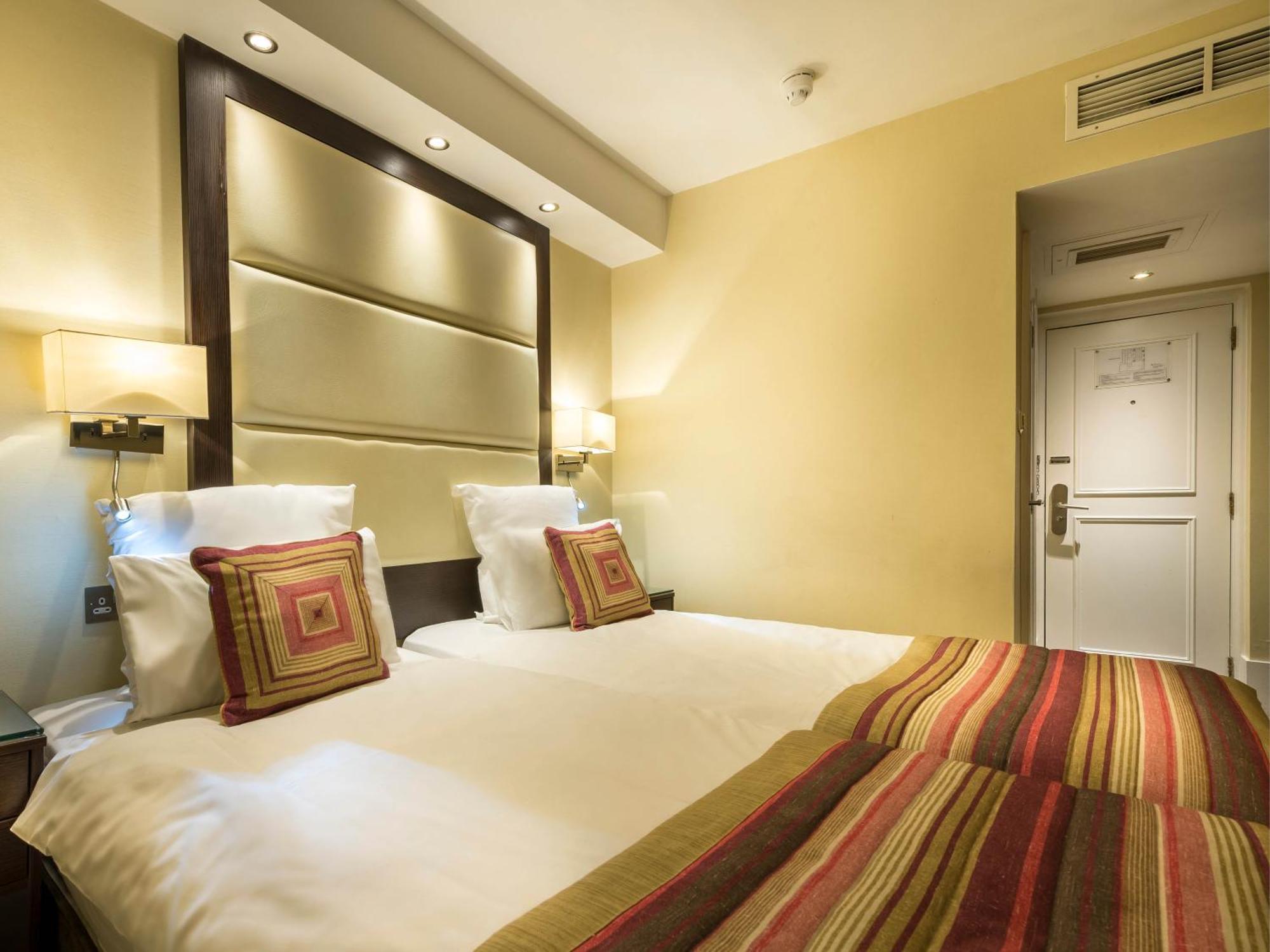 Hotel Grand Royale Hyde Park Londra Esterno foto